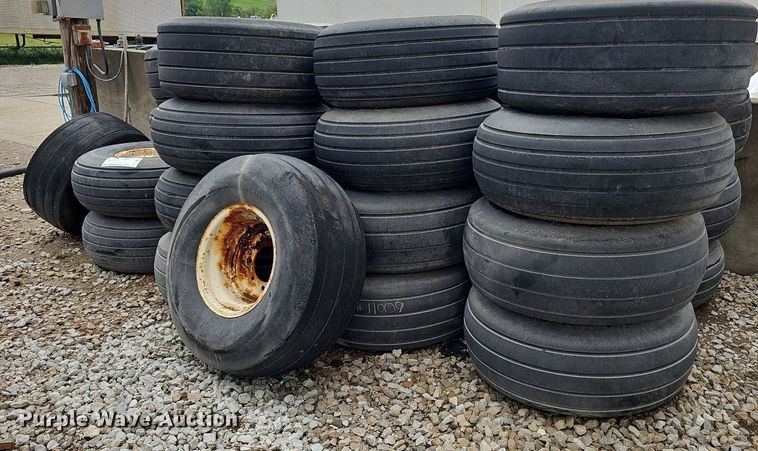 image for item DP0931 (30) applicator tires and wheels