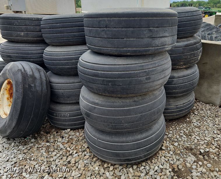 image for item DP0931 (30) applicator tires and wheels