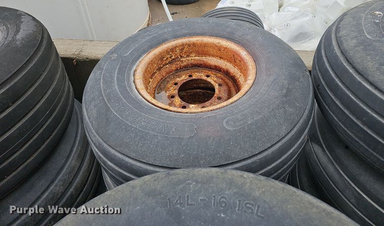 image for item DP0931 (30) applicator tires and wheels