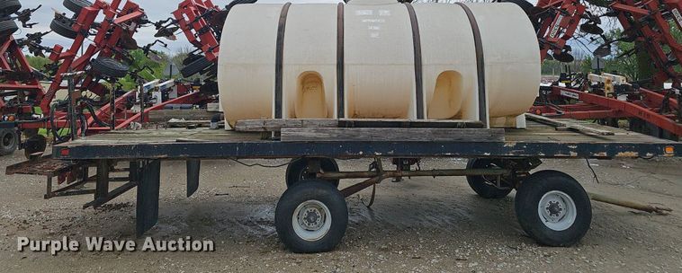 image for item DP0932 Knapheide flatbed with tank