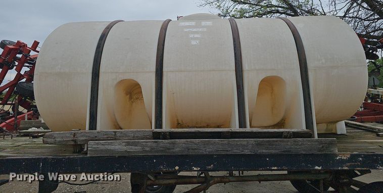 image for item DP0932 Knapheide flatbed with tank