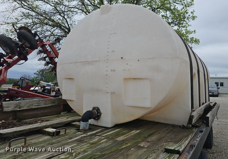 image for item DP0932 Knapheide flatbed with tank