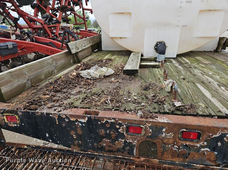 image for item DP0932 Knapheide flatbed with tank