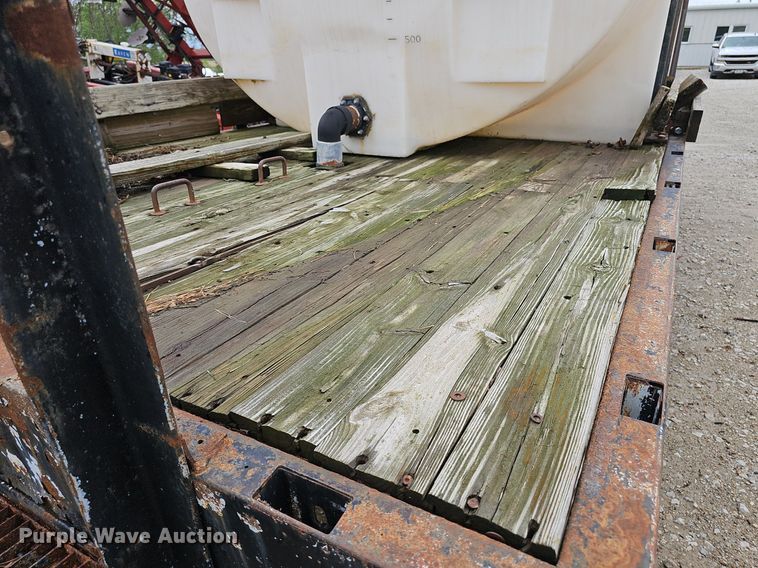 image for item DP0932 Knapheide flatbed with tank