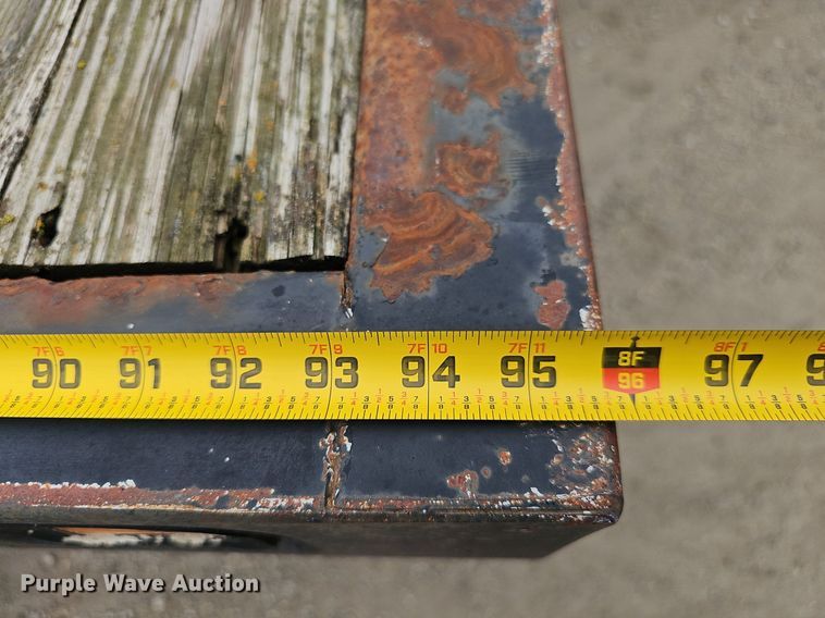 image for item DP0932 Knapheide flatbed with tank