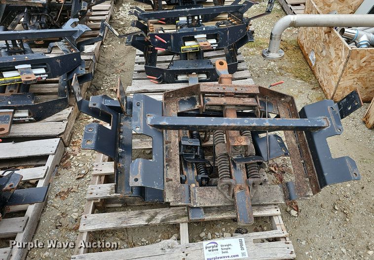 image for item DP0933 (18) receiver hitches