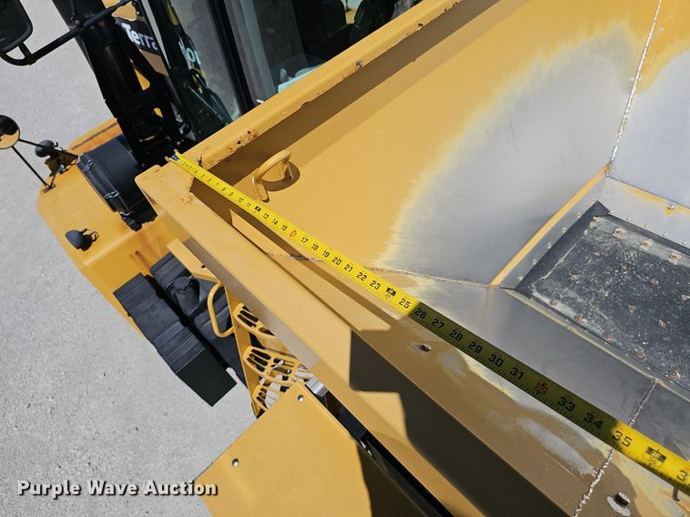 image for item DP0934 2010 TerraGator 8204 spreader