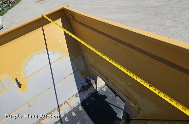 image for item DP0934 2010 TerraGator 8204 spreader