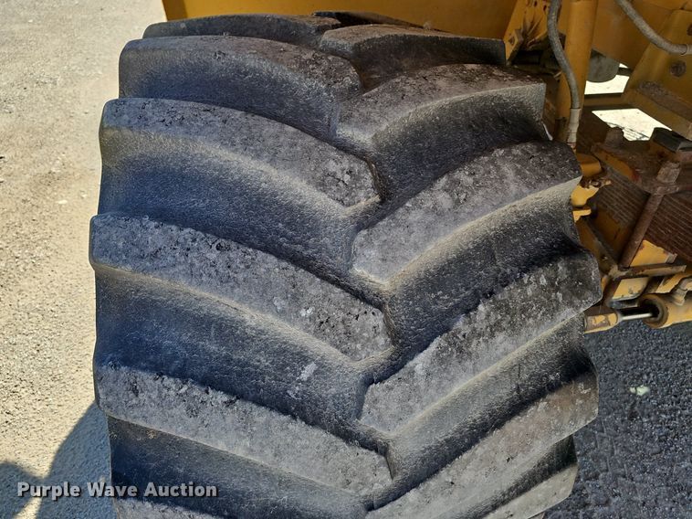 image for item DP0934 2010 TerraGator 8204 spreader