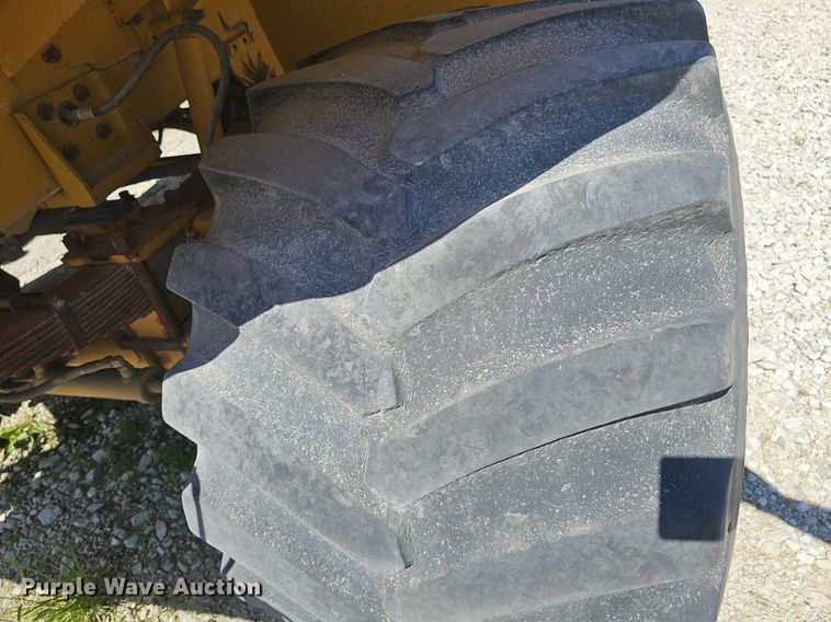 image for item DP0934 2010 TerraGator 8204 spreader