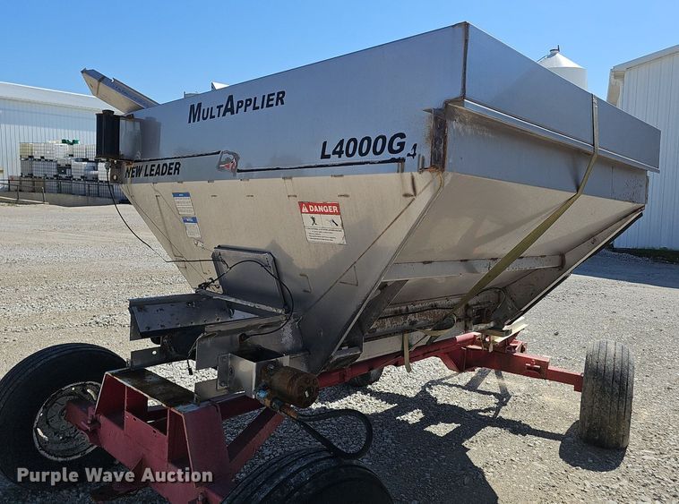 image for item DP0934 2010 TerraGator 8204 spreader