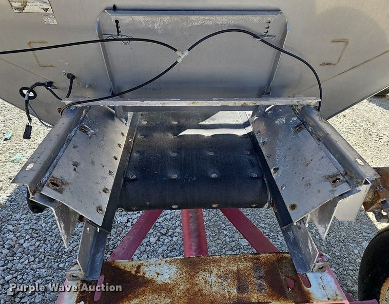 image for item DP0934 2010 TerraGator 8204 spreader