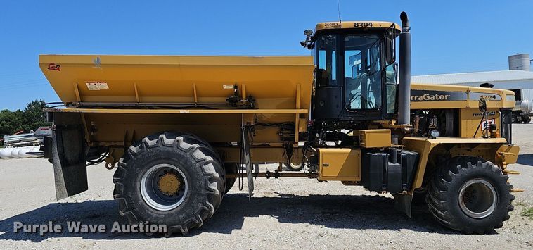 image for item DP0935 2010 TerraGator 8204 spreader