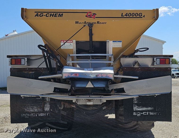 image for item DP0935 2010 TerraGator 8204 spreader