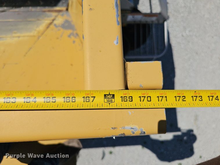 image for item DP0935 2010 TerraGator 8204 spreader