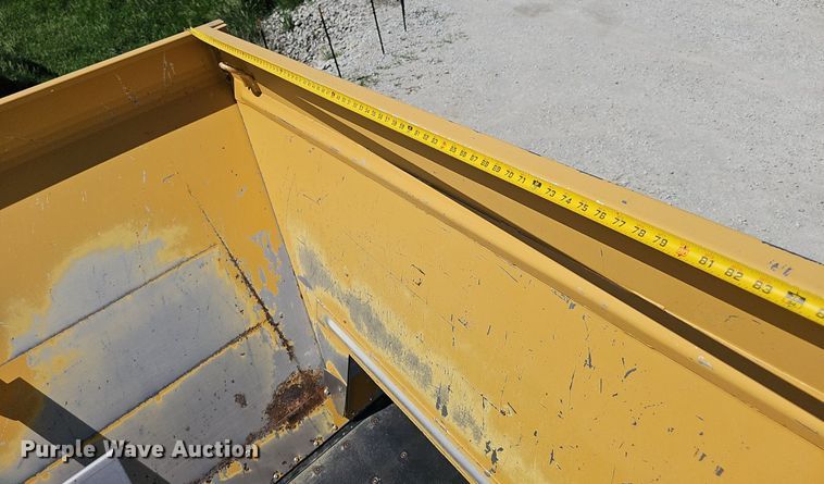 image for item DP0935 2010 TerraGator 8204 spreader