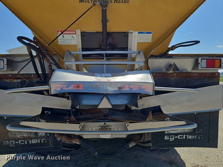 image for item DP0935 2010 TerraGator 8204 spreader