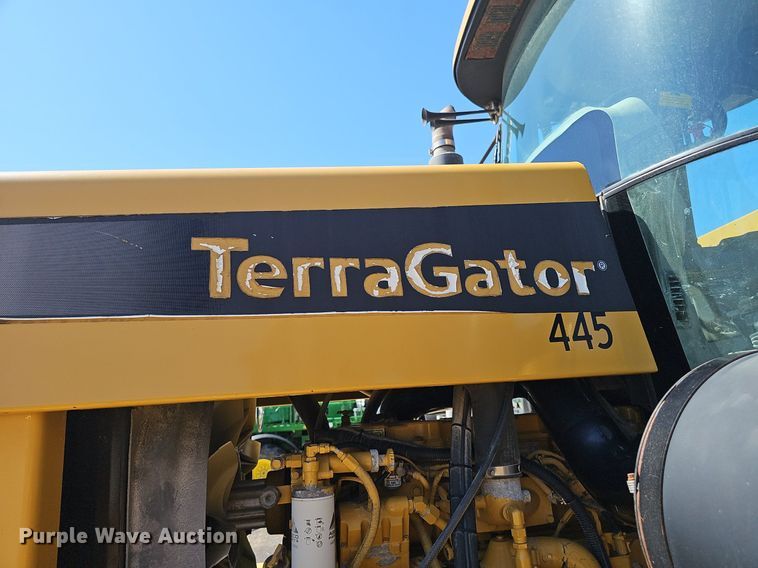 image for item DP0935 2010 TerraGator 8204 spreader