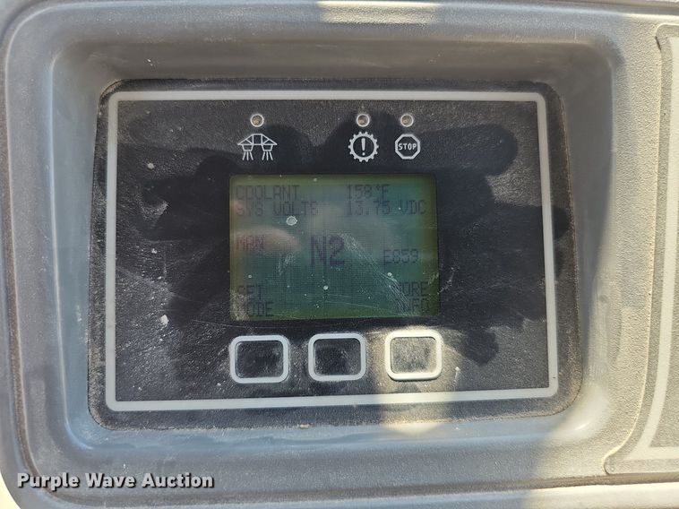 image for item DP0935 2010 TerraGator 8204 spreader