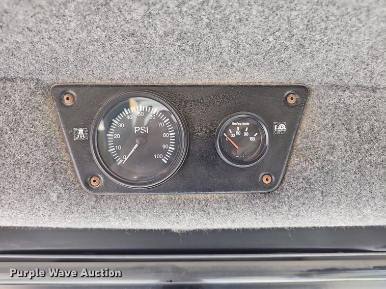 image for item DP0935 2010 TerraGator 8204 spreader