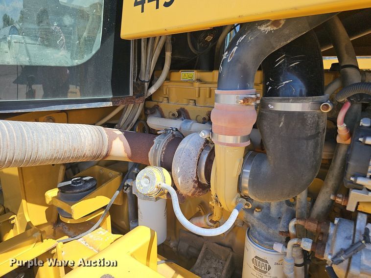 image for item DP0935 2010 TerraGator 8204 spreader