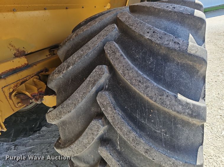 image for item DP0935 2010 TerraGator 8204 spreader