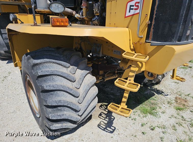 image for item DP0935 2010 TerraGator 8204 spreader