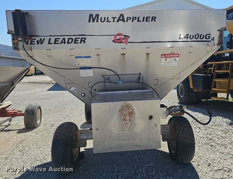 image for item DP0935 2010 TerraGator 8204 spreader