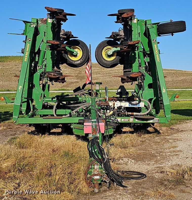 image for item DP6417 John Deere 2510H NH3 applicator