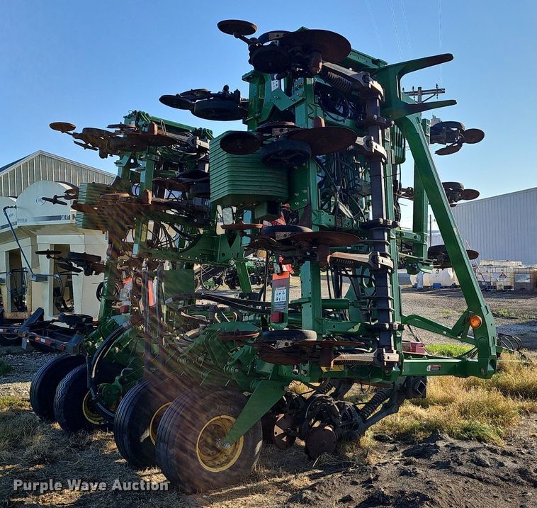 image for item DP6417 John Deere 2510H NH3 applicator