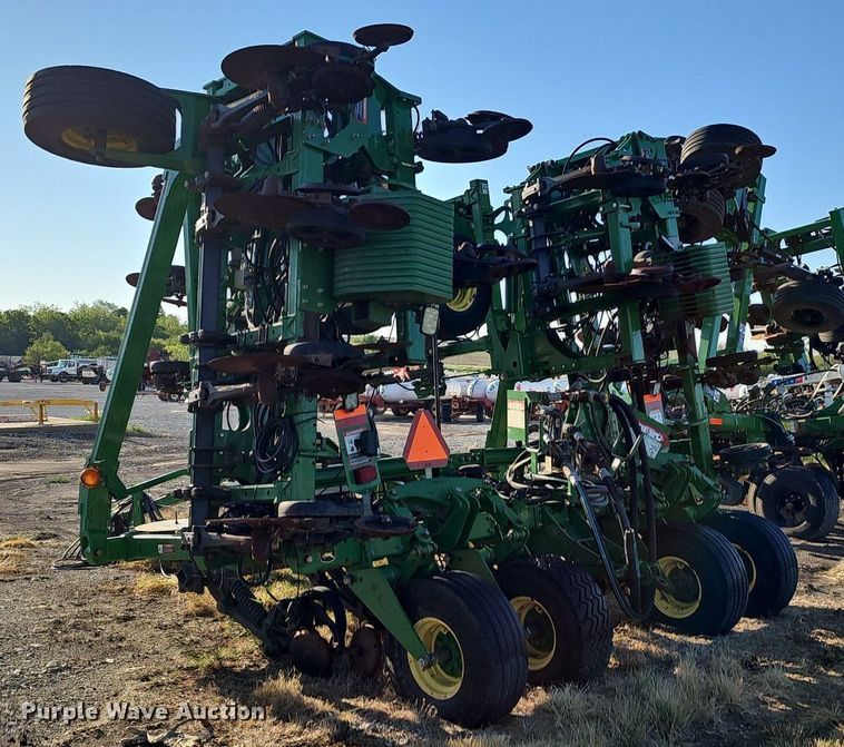 image for item DP6417 John Deere 2510H NH3 applicator