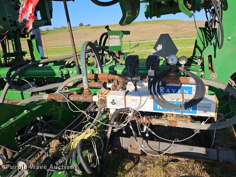 image for item DP6417 John Deere 2510H NH3 applicator