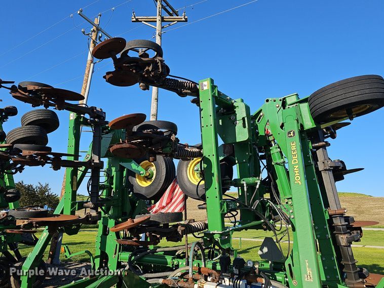 image for item DP6417 John Deere 2510H NH3 applicator