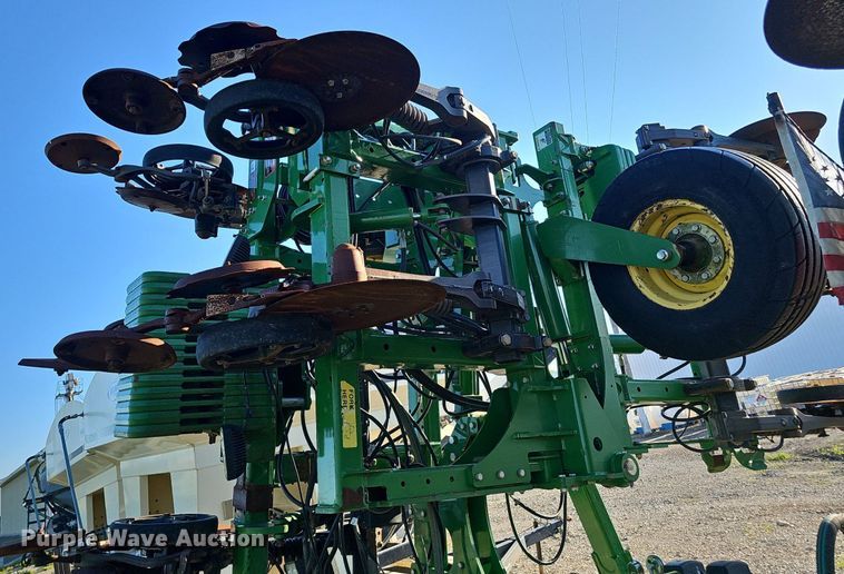 image for item DP6417 John Deere 2510H NH3 applicator