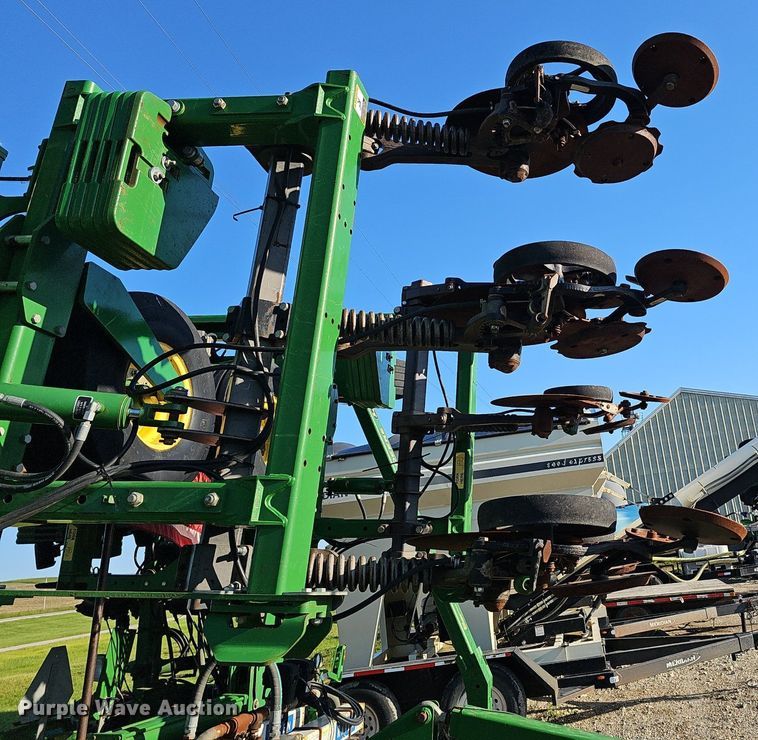 image for item DP6417 John Deere 2510H NH3 applicator