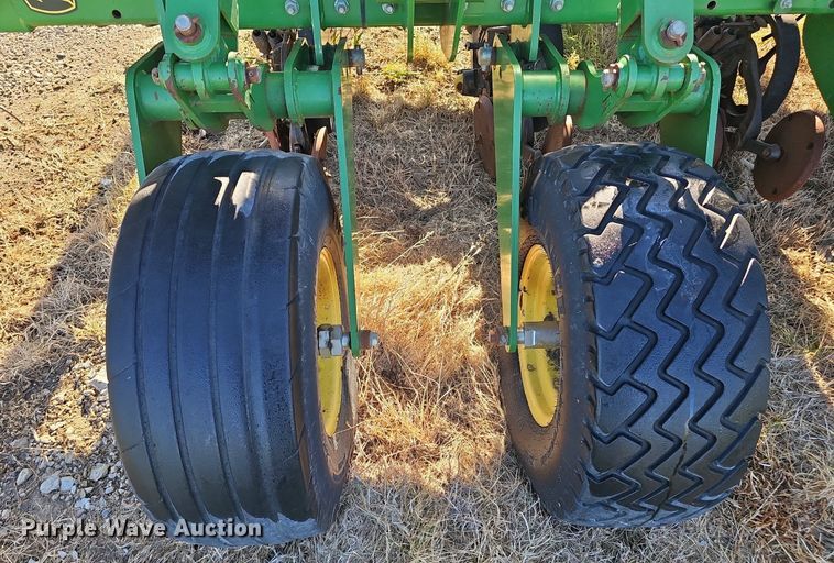 image for item DP6417 John Deere 2510H NH3 applicator