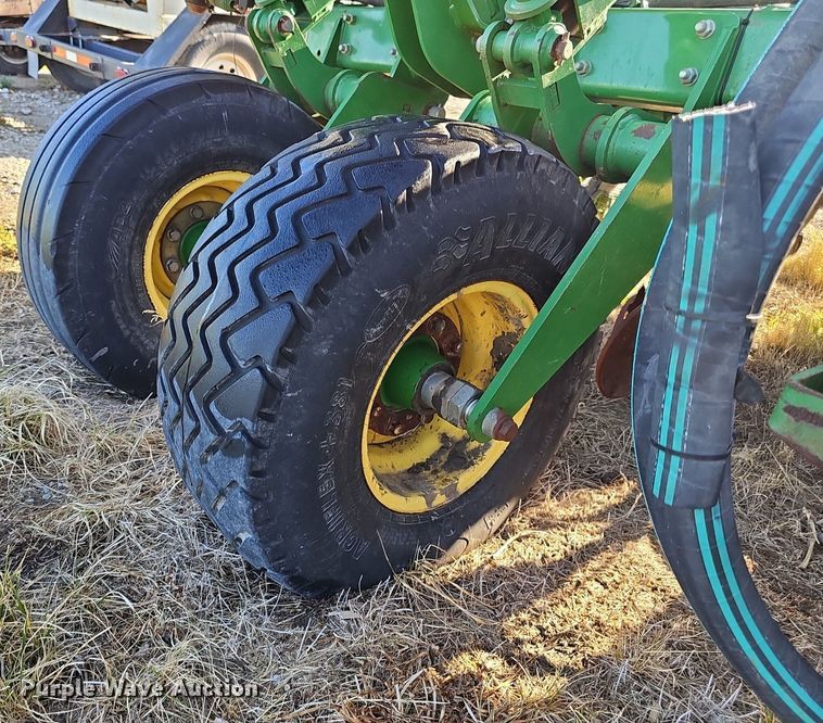 image for item DP6417 John Deere 2510H NH3 applicator
