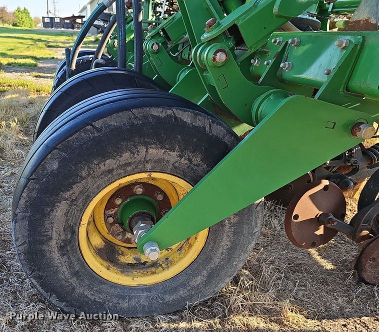 image for item DP6417 John Deere 2510H NH3 applicator