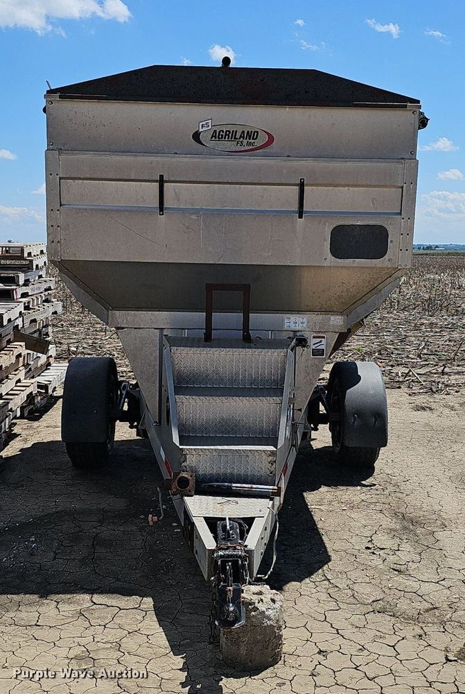 image for item DP6422 Unverferth grain cart