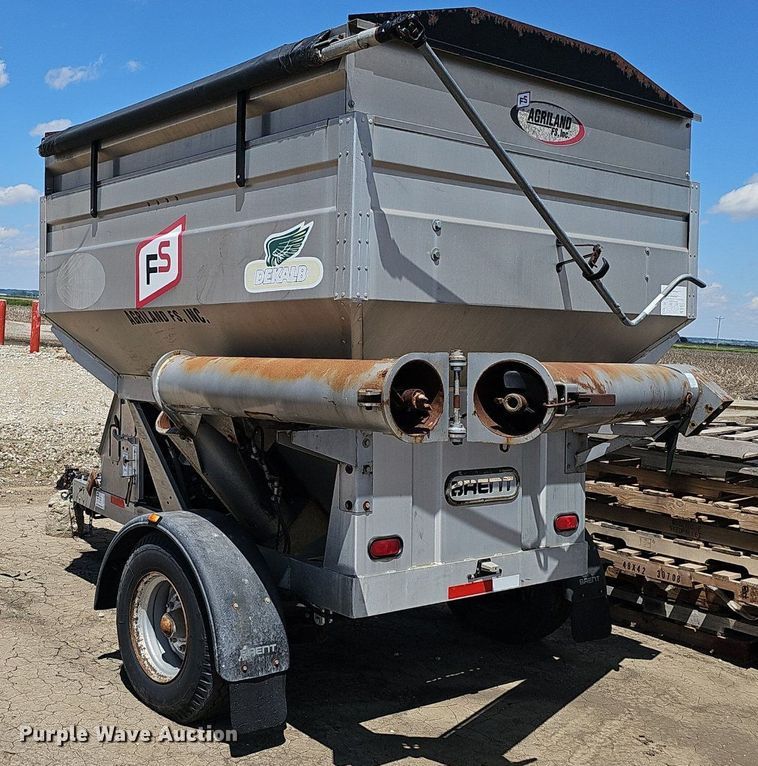 image for item DP6422 Unverferth grain cart