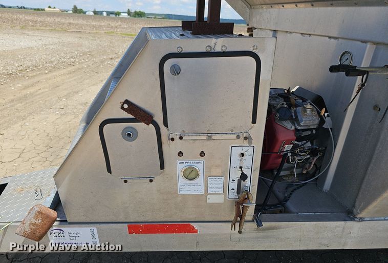 image for item DP6422 Unverferth grain cart