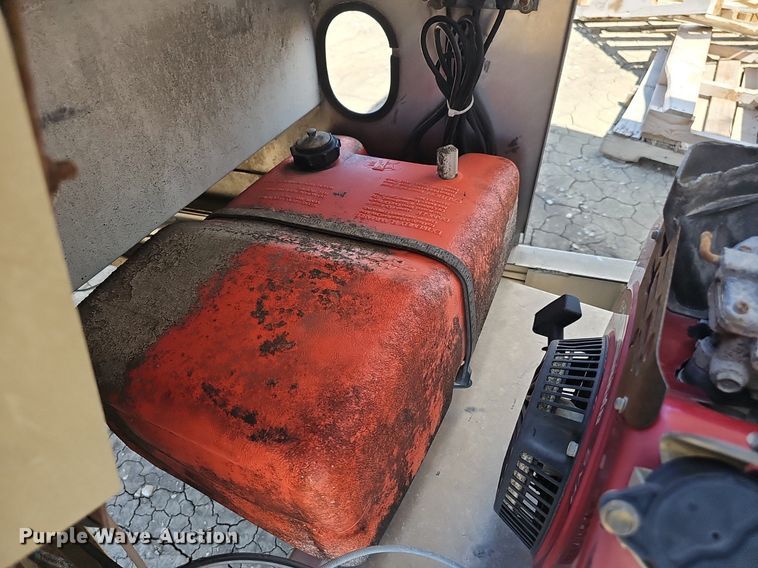 image for item DP6422 Unverferth grain cart