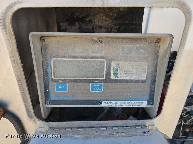 image for item DP6422 Unverferth grain cart