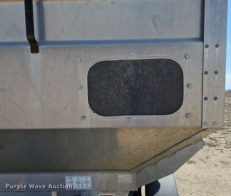 image for item DP6422 Unverferth grain cart