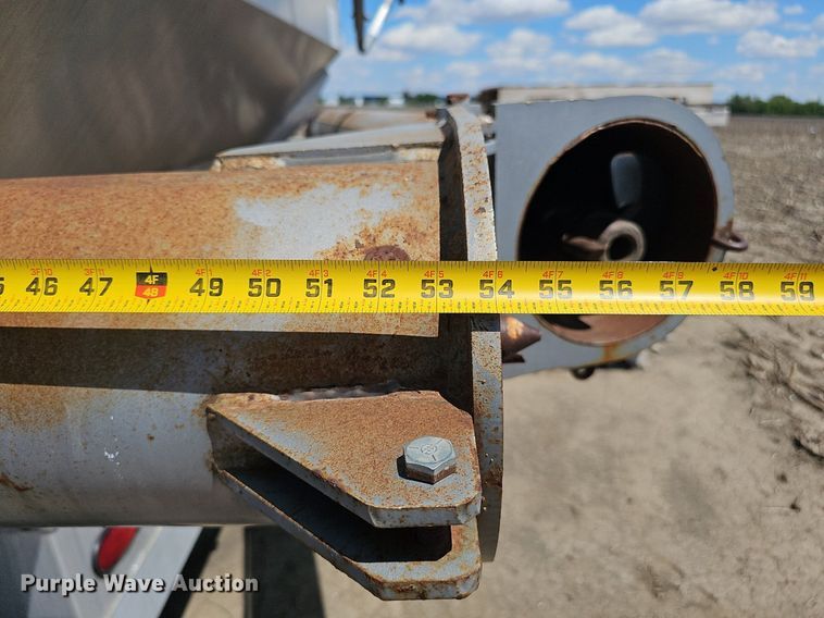 image for item DP6422 Unverferth grain cart