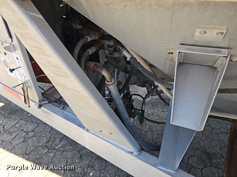 image for item DP6422 Unverferth grain cart