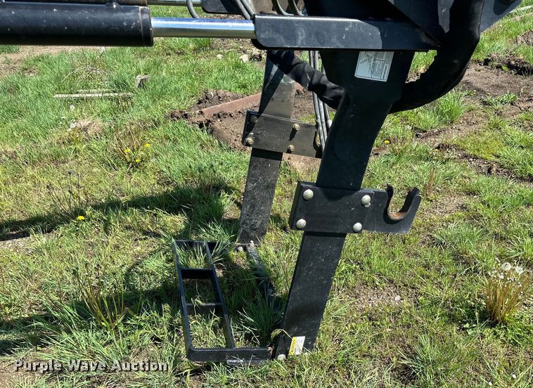 image for item DP8363 Buhler Allied 595 loader