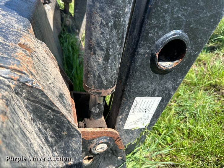 image for item DP8363 Buhler Allied 595 loader