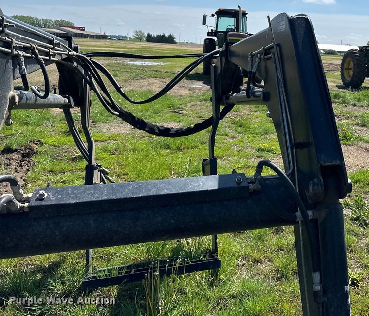 image for item DP8363 Buhler Allied 595 loader