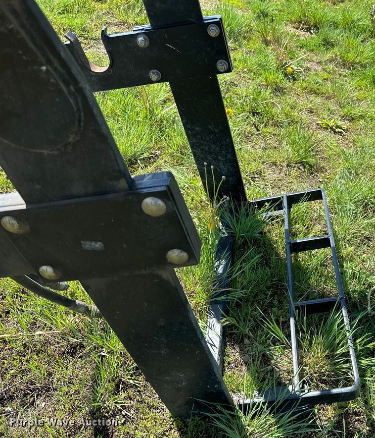 image for item DP8363 Buhler Allied 595 loader